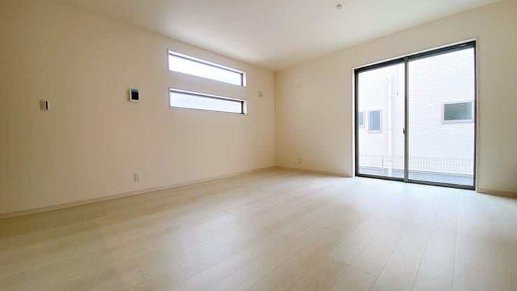 日当り良好の洋室!
明るい空間となっております。