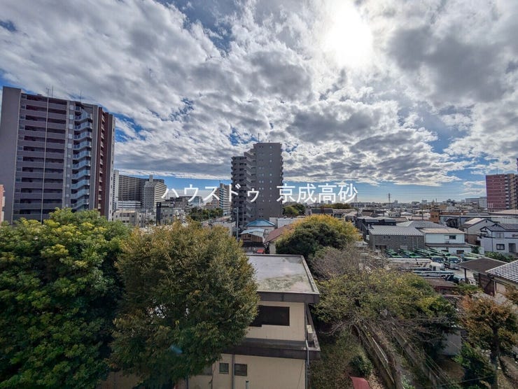 住戸からの眺望です。陽当り、通風良好です。