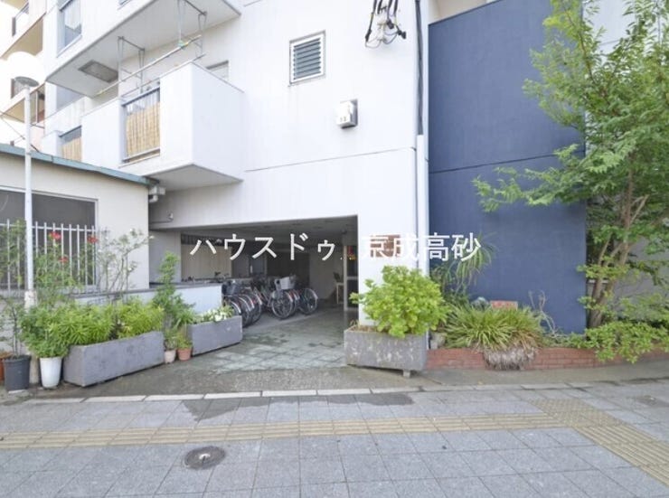 優れた住環境に住む。充実した暮らしを得る大事な第一歩です。