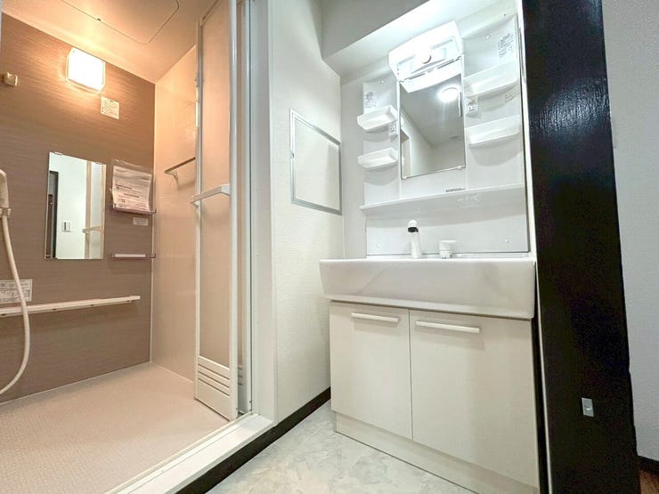 キッチン・洗面台・ユニットバス・トイレ 新品交換されております!