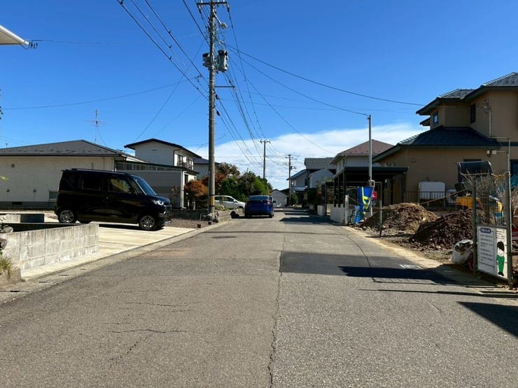 前面道路幅員5.9m。