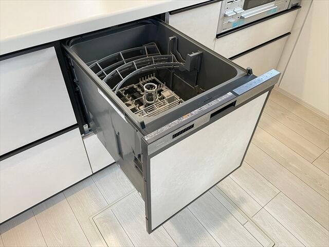【食器洗浄乾燥機】