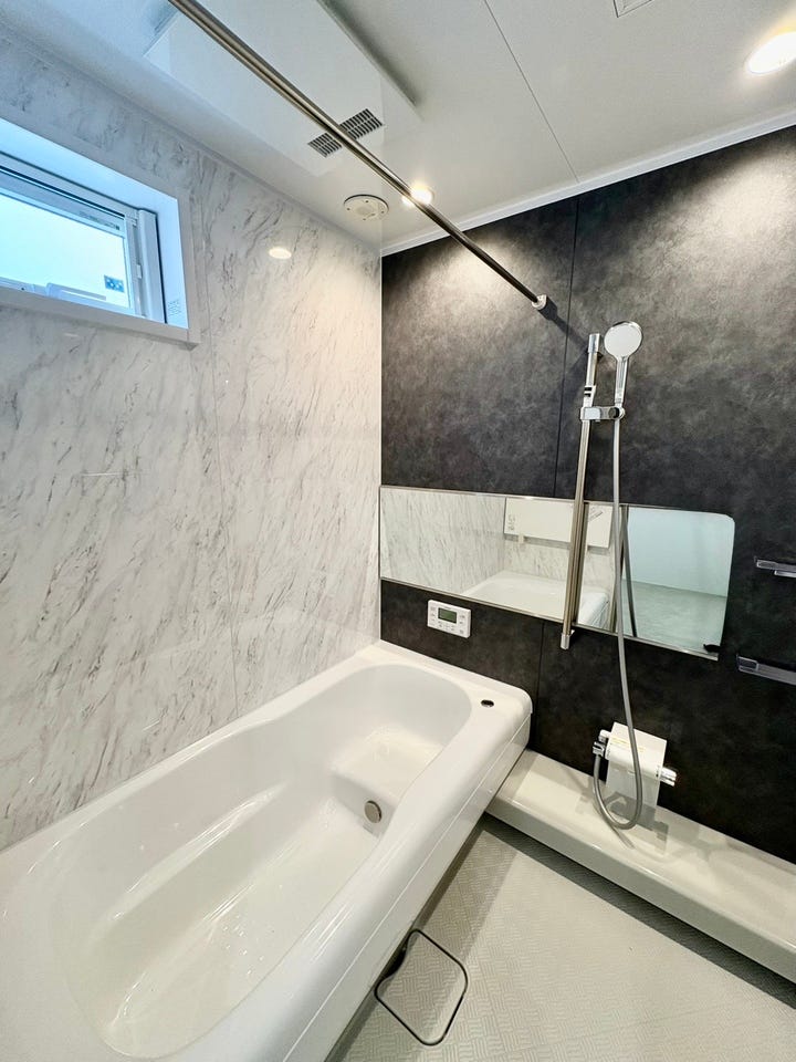 浴室乾燥付きのため、天気の悪い日や花粉の季節も心配ありません。