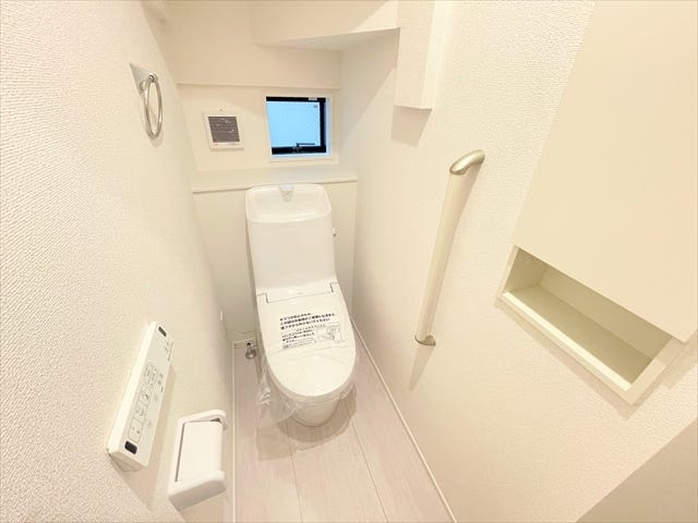 【トイレ・各フロア設置】