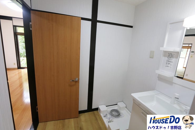 朝のスタートを快適にしてくれる、スッキリとしたデザイン。使いやすさも考えられています。