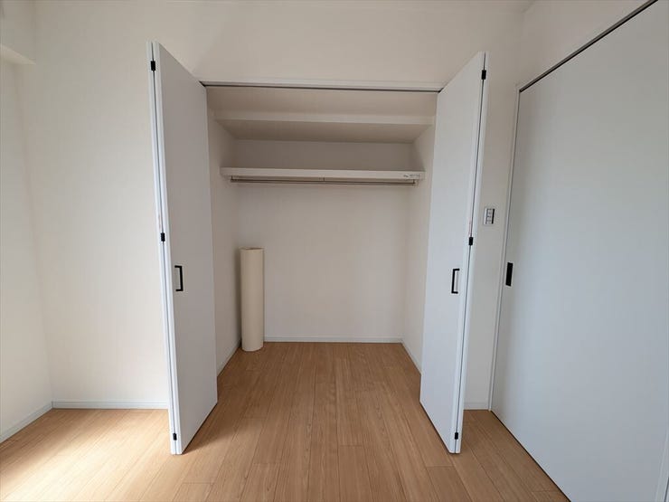 各居室に収納を設けました!お洋服をたくさんお持ちの方でもたっぷり収納できます