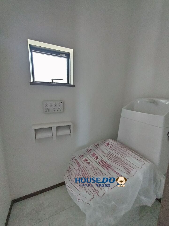 各階にトイレがあるので動線が重なってもストレスフリーです♪