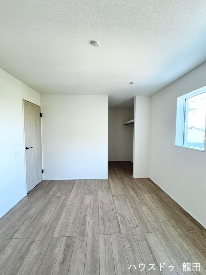 ■□■洋室・収納■□■