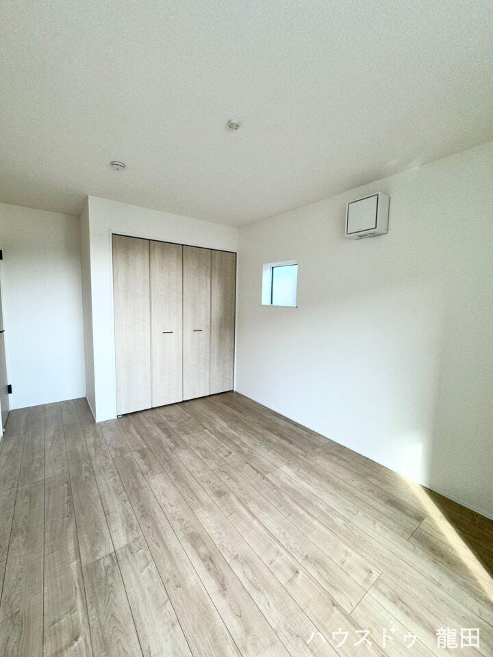 ■□■洋室・収納■□■