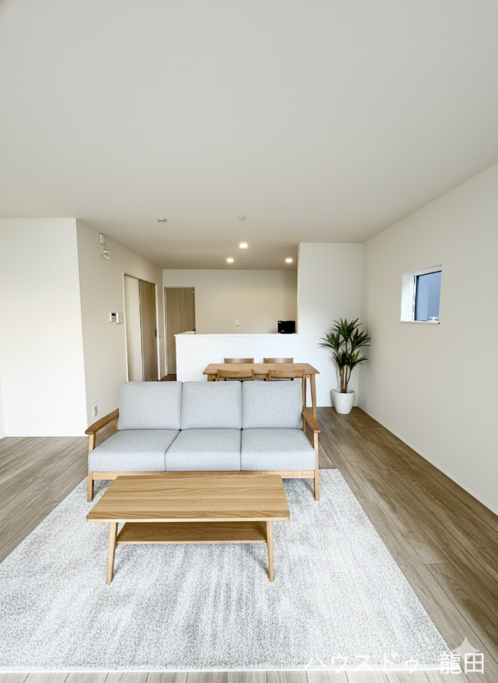 ■□■リビング■□■
※家具を入れたイメージ写真です