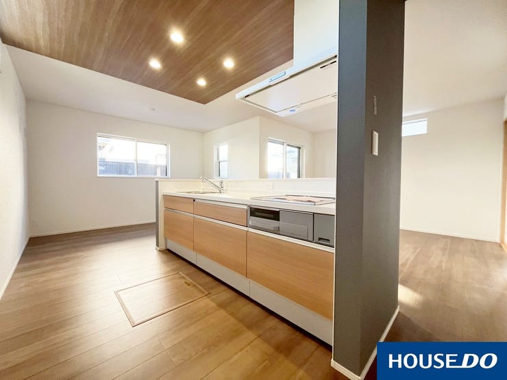 【カウンターキッチン】