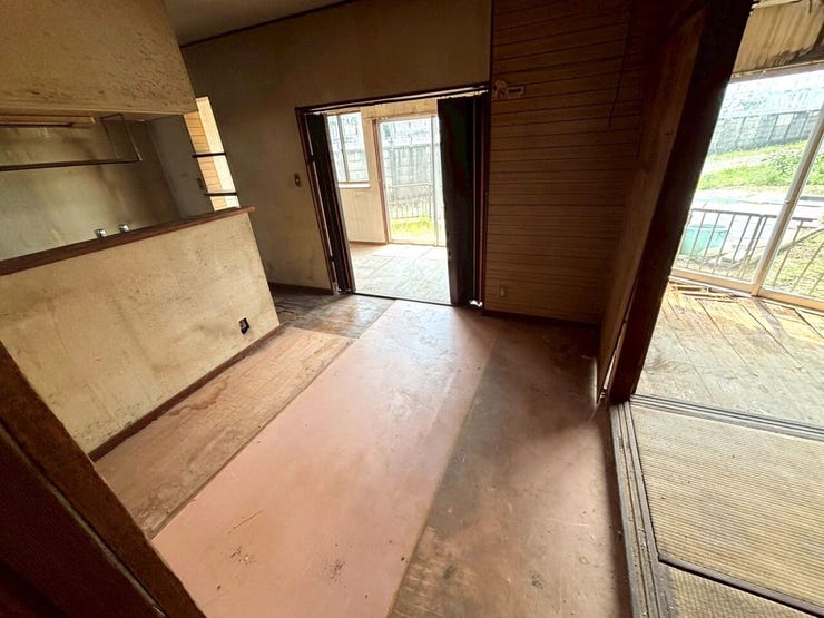 ◆南側に面したリビングルームです。