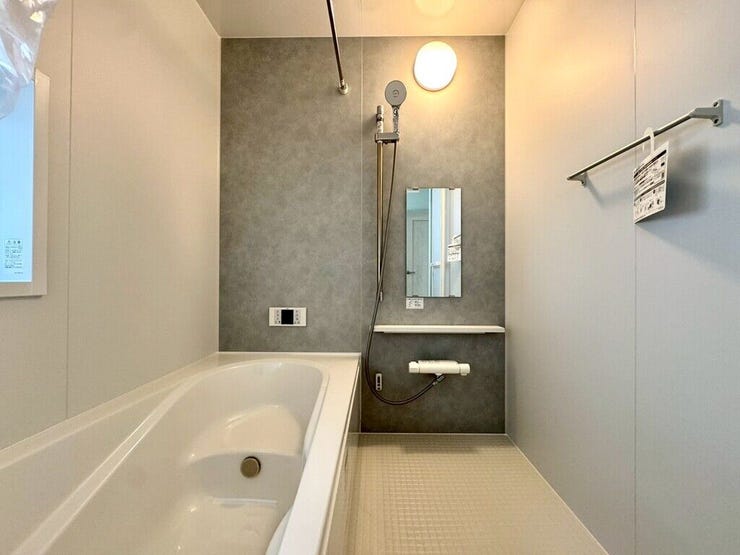 【Bathroom】リラックスできる空間で、一日の疲れを癒し、心身共にリフレッシュできます。