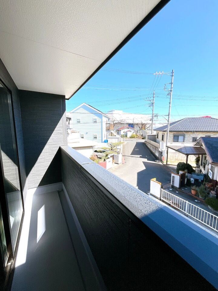 二か所にバルコニーがあるので、お洗濯物の多いご家庭でも安心。