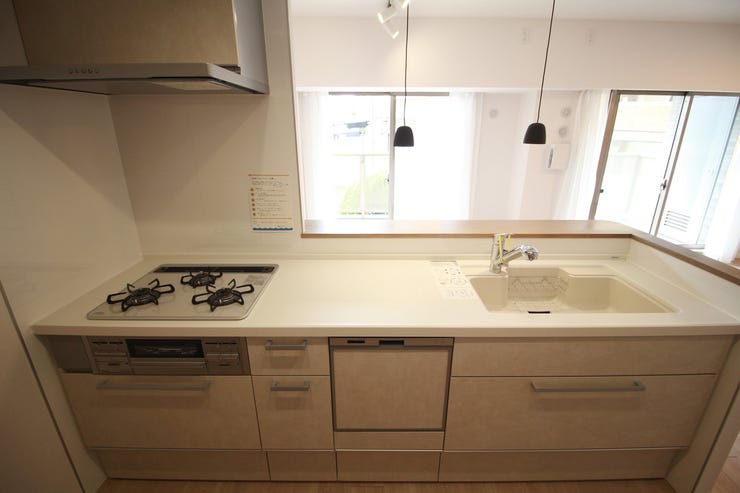 広々とした作業スペースがあり、お料理がはかどりそうなキッチン。