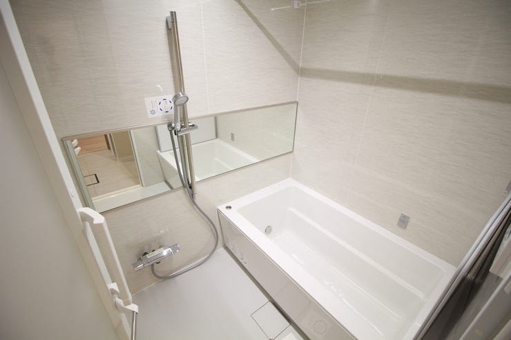 浴室は一日の疲れを癒す場所だから、家族みんながゆったりできる快適設計。