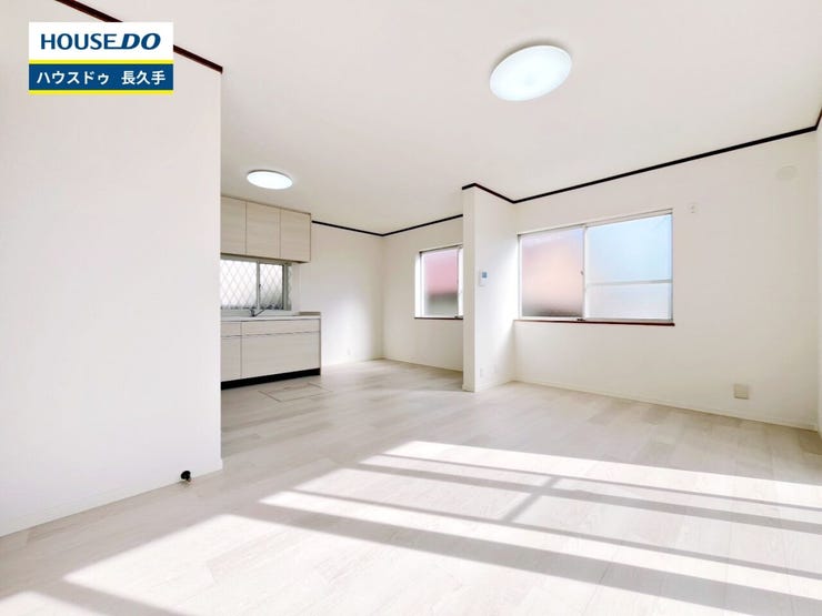 お住まい購入に向けての『質問』・『疑問』。具体的に何を準備をして進めたらいいのか?些細な事でも何でも質問して下さい。安心してお住まいが購入出来るようサポート致します!