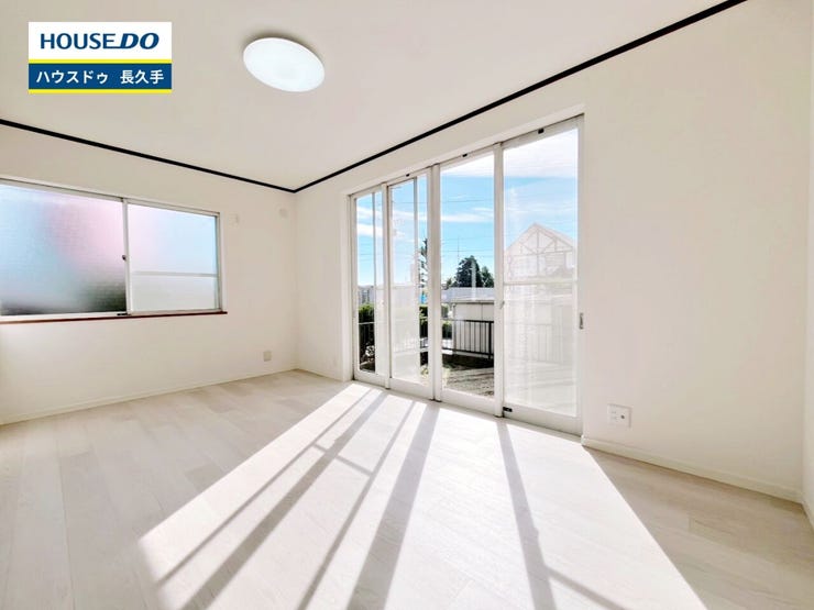 お住まい購入に向けての『質問』・『疑問』。具体的に何を準備をして進めたらいいのか?些細な事でも何でも質問して下さい。安心してお住まいが購入出来るようサポート致します!