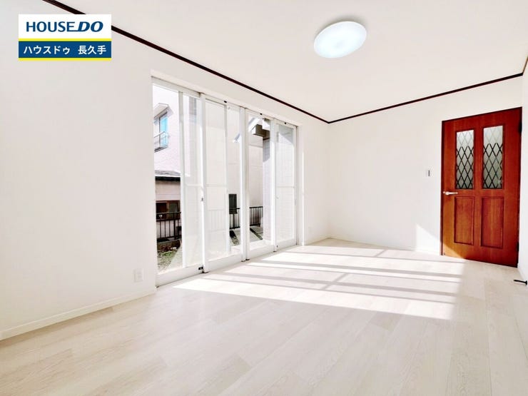 お住まい購入に向けての『質問』・『疑問』。具体的に何を準備をして進めたらいいのか?些細な事でも何でも質問して下さい。安心してお住まいが購入出来るようサポート致します!