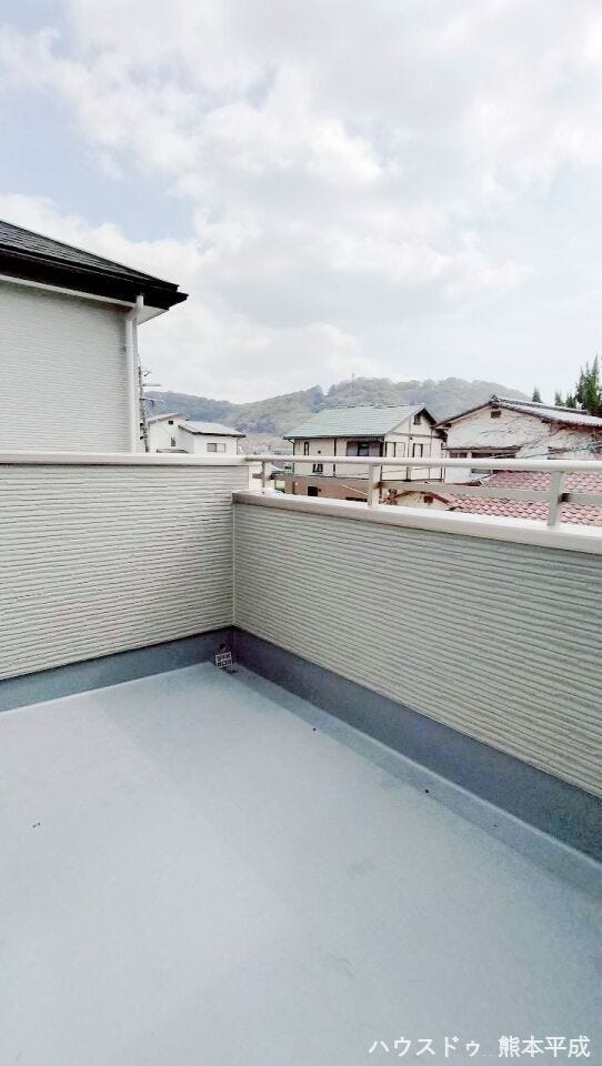 日当たりのいいバルコニー