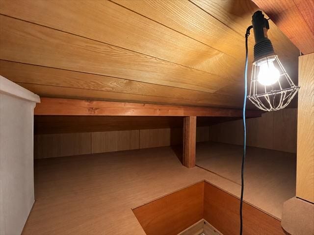 ◆屋根裏収納◆普段使わない物の保管に便利です◎