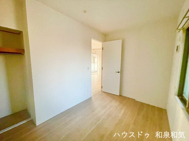 5帖の洋室です。趣味やワークスペースなど、多目的にご使用いただけます