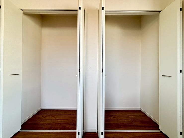 収納付きです♪