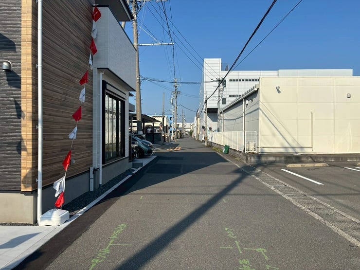 車通りの少ない道路になります。