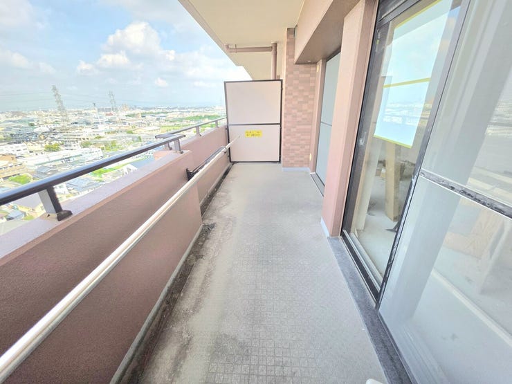 陽当たりの良いバルコニーで、洗濯物もよく乾きます!