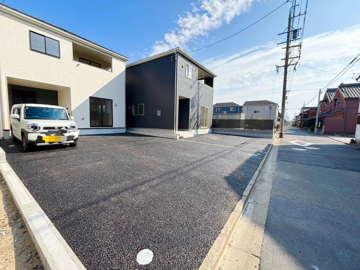 【外観】
近鉄名古屋線「川越富洲原」駅まで徒歩約13分/JR関西本線「富田」駅まで徒歩約17分の立地になります。