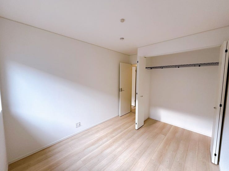 自然光が差し込む心地良いお部屋です☆