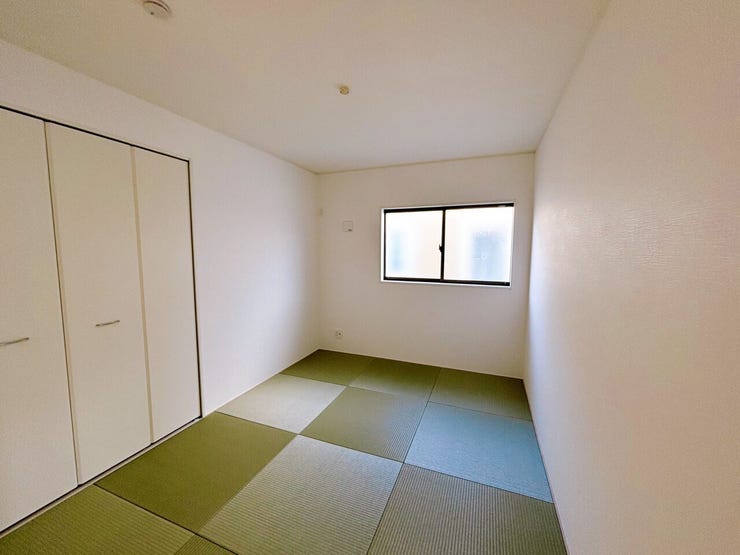 和室は6帖あり、収納スペース付き