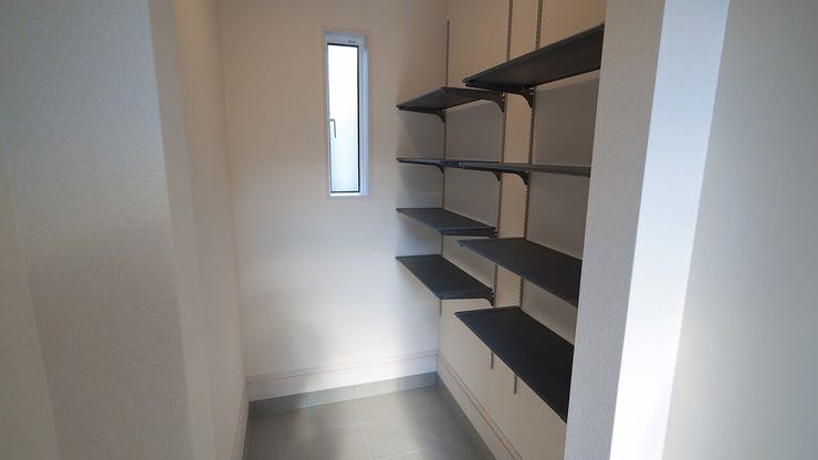 家族の靴もスッキリ収納できるSIC♪