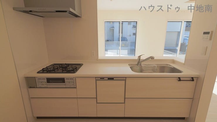 リビングが見渡せるカウンターキッチン♪