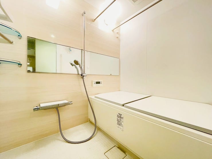 足を伸ばしてゆっくり湯船に浸かることができるので、一日の疲れをリフレッシュしてください♪