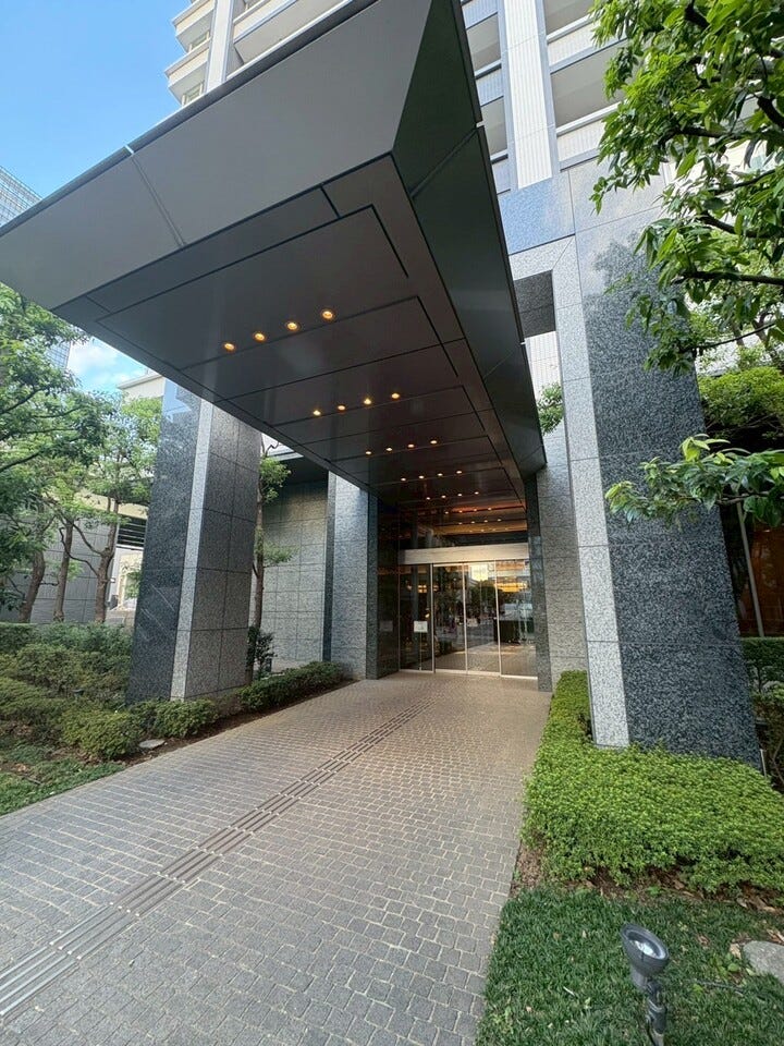 ホテルライクな共用部と快適な1LDK。上質な都心ライフを叶える住まい。