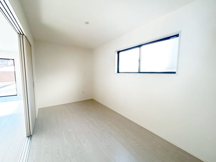 新築なら専門の当店へおまかせください♪ほとんどのお客様がご来店いただいております。LDK20帖以上♪小倉南区湯川新町新築戸建て◎駐車場並列3台◎WIC◎都市ガス◎バルコニー