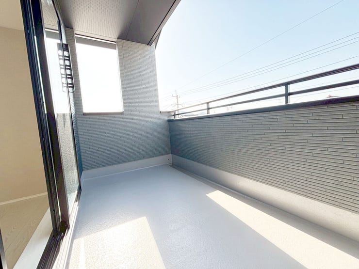 新築なら専門の当店へおまかせください♪ほとんどのお客様がご来店いただいております。LDK20帖以上♪小倉南区湯川新町新築戸建て◎駐車場並列3台◎WIC◎都市ガス◎バルコニー