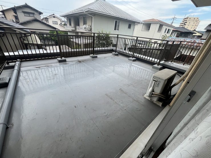 専用のルーフバルコニーは広々と、多目的に使えます