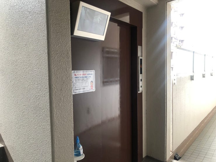 エレベーター完備ですので大きな荷物を持っている際も安心ですね。