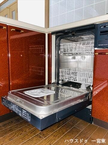 【食器洗浄乾燥機】