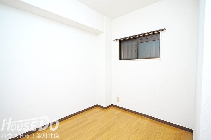 寝室・書斎など多用途にご使用頂ける洋室。プライベートな時間も大切にできます◎