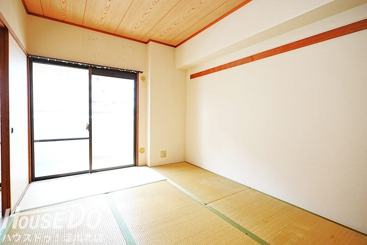 和室→洋室へ変更も可能です!
ライフスタイルに合わせたリフォームでより綺麗な室内になります♪