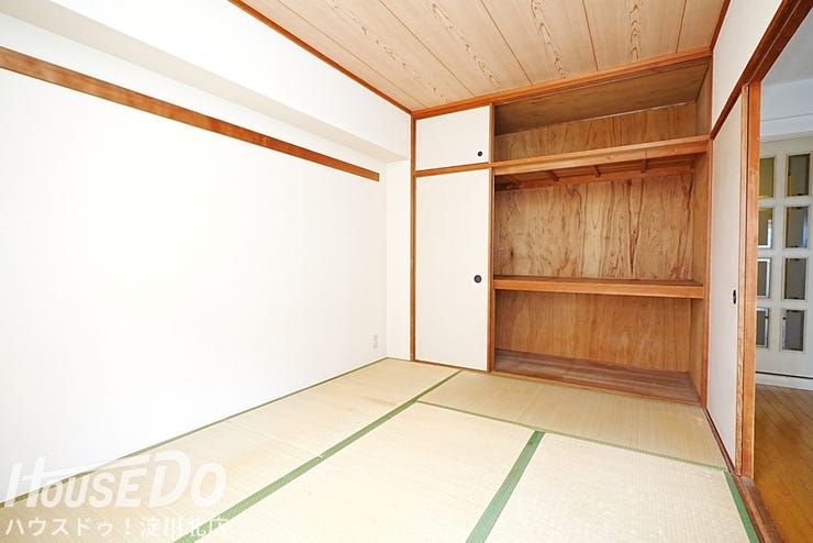 和室→洋室へ変更も可能です!
ライフスタイルに合わせたリフォームでより綺麗な室内になります♪