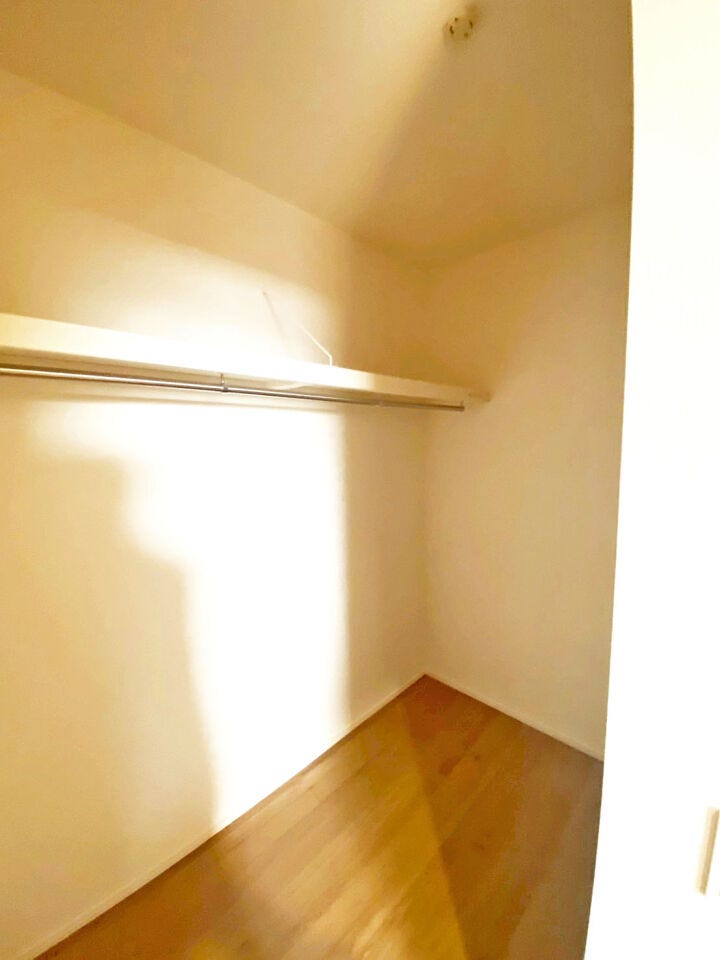 【駐車場3台以上】モニター付きインターホン♪ウォークインクローゼット2ヶ所♪LDK18帖以上♪