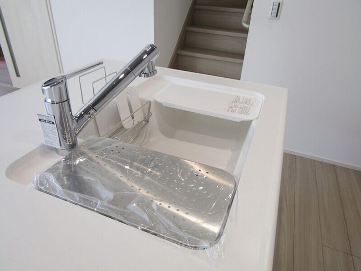 浄水器が内蔵されているので、いつでも安全でおいしいお水が飲めますよ♪