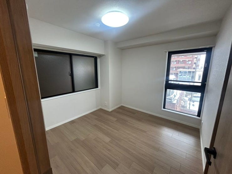 玄関横 洋室約5帖