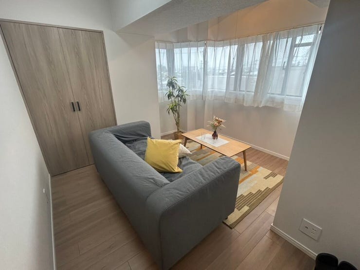 リビングスペースからは富山市を眺めながらくつろげます。。。♪
晴れた日には立山連峰も望めます!