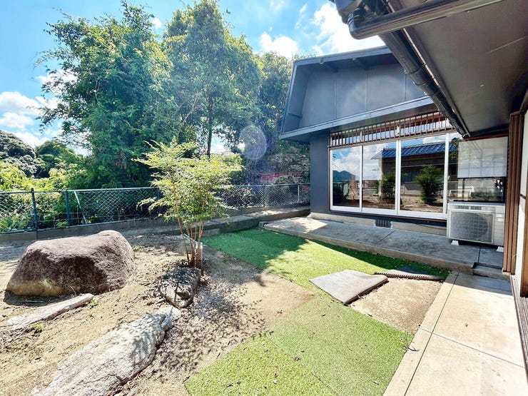 【LDK15帖以上】全居室6帖以上♪浴室に窓♪小学校まで徒歩約5分♪日当たり良好♪