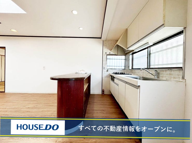 【LDK15帖以上】全居室6帖以上♪浴室に窓♪小学校まで徒歩約5分♪日当たり良好♪